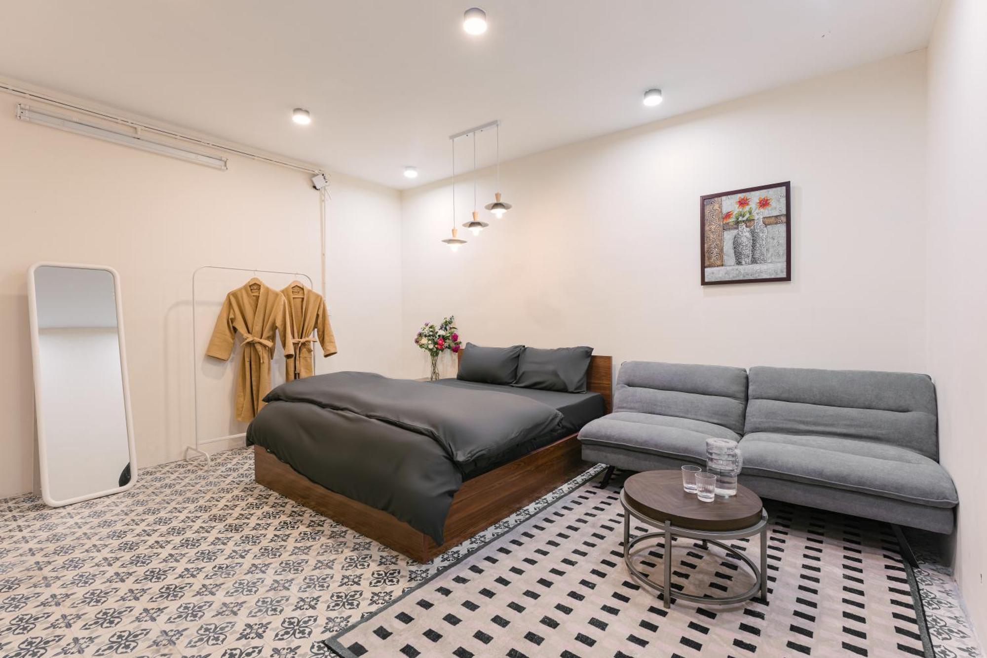 Delapong Homestay - 50M To Hoan Kiem Lake Hanoi Buitenkant foto